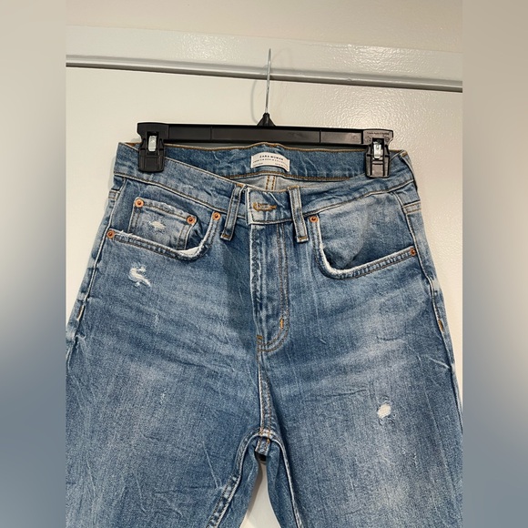 Zara jeans, size 4. - Picture 4 of 6